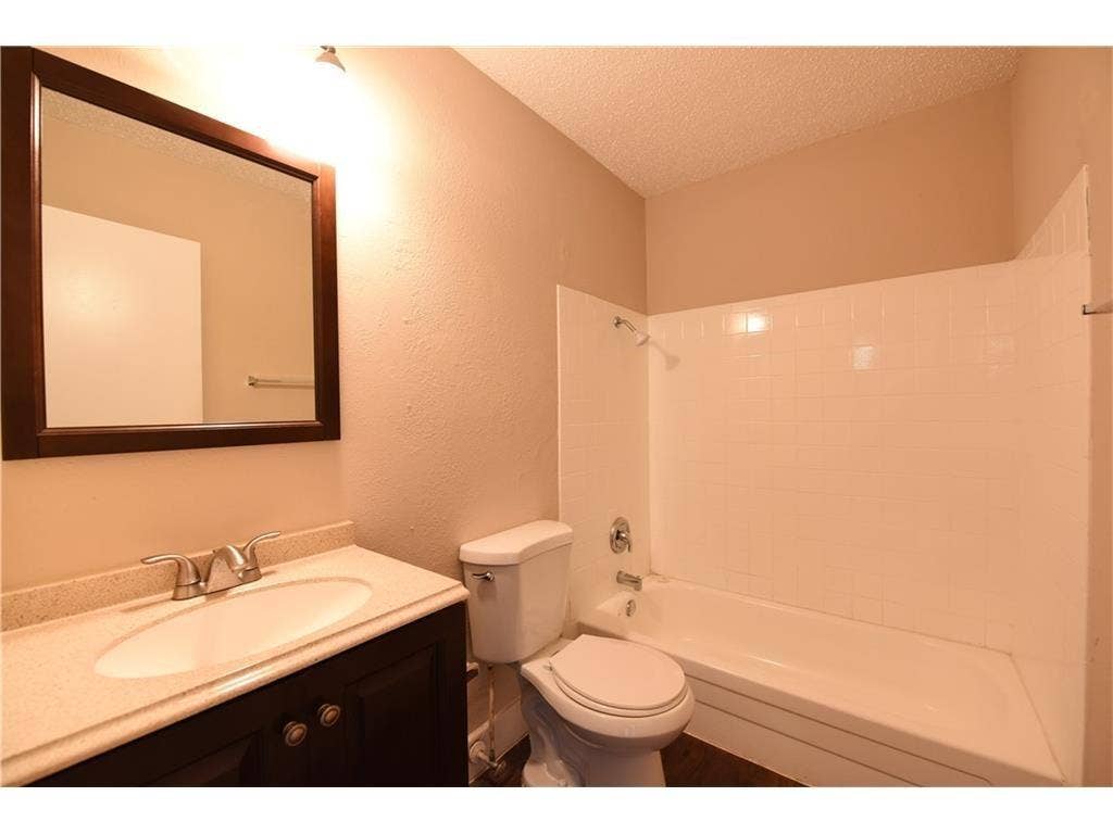 2833 Kings Road, #101, Dallas, TX 75219 2833 Kings Road, #101, Dallas, TX 75219