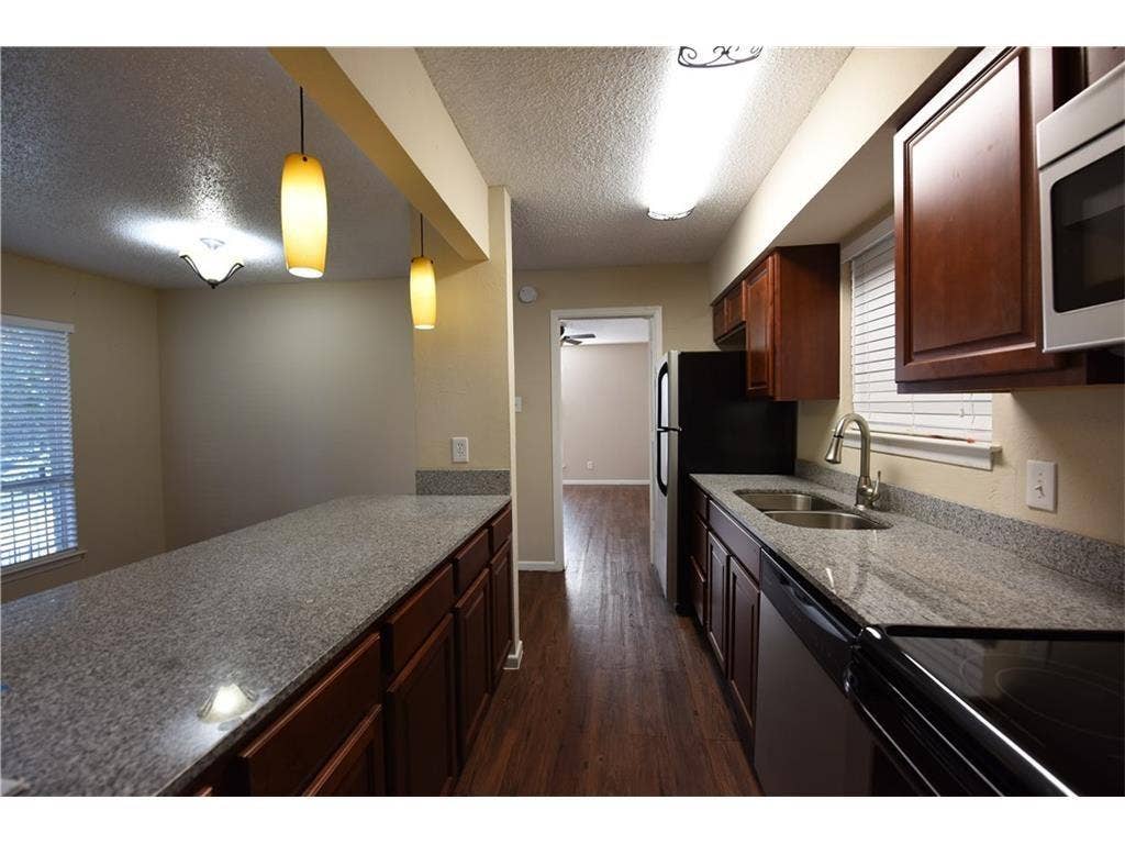 2833 Kings Road, #101, Dallas, TX 75219 2833 Kings Road, #101, Dallas, TX 75219
