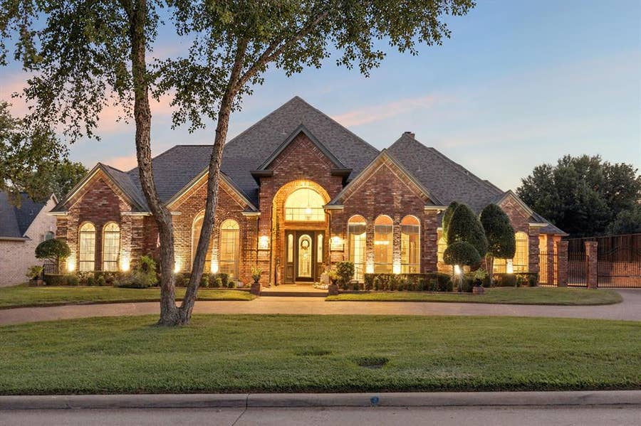 Property photo for 2401 Norwalk Drive, Colleyville, TX