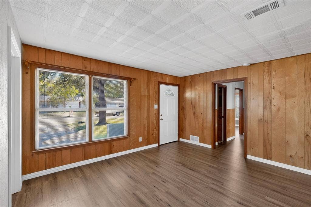 2053 Westchester Drive, Garland, TX 75041 2053 Westchester Drive, Garland, TX 75041