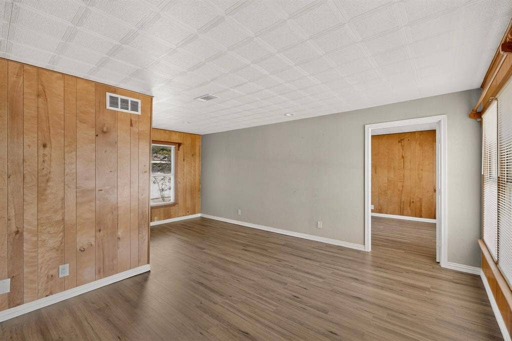 2053 Westchester Drive, Garland, TX 75041 2053 Westchester Drive, Garland, TX 75041
