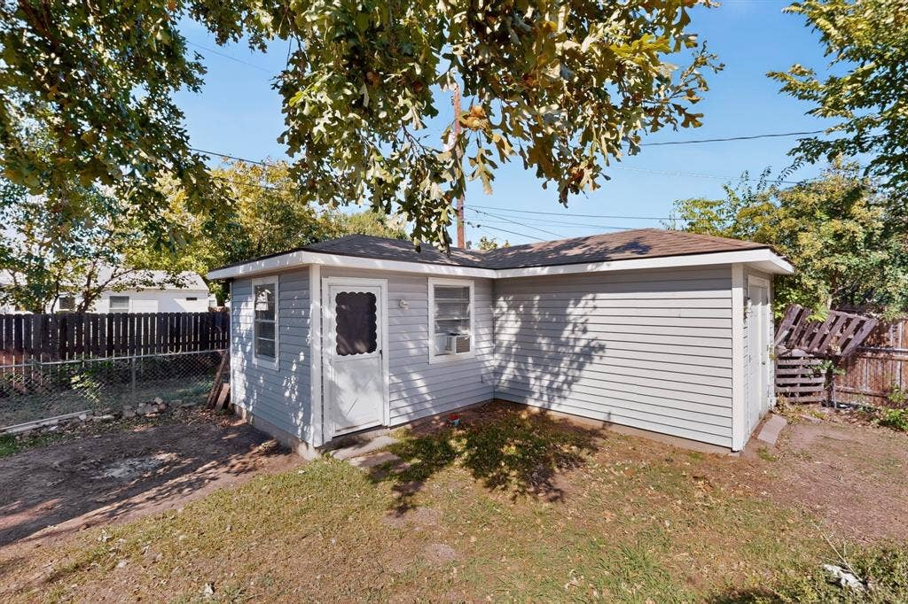 2053 Westchester Drive, Garland, TX 75041 2053 Westchester Drive, Garland, TX 75041