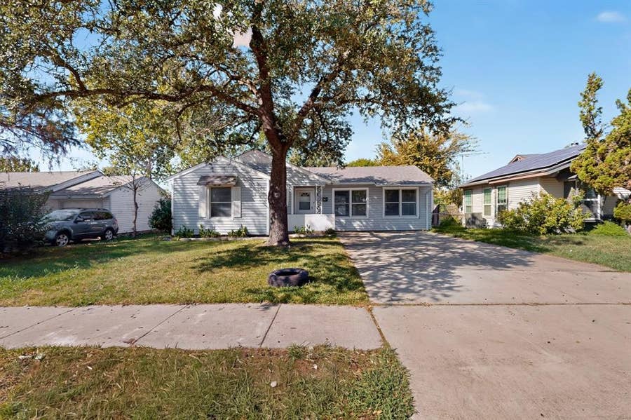 Property photo for 2053 Westchester Drive, Garland, TX