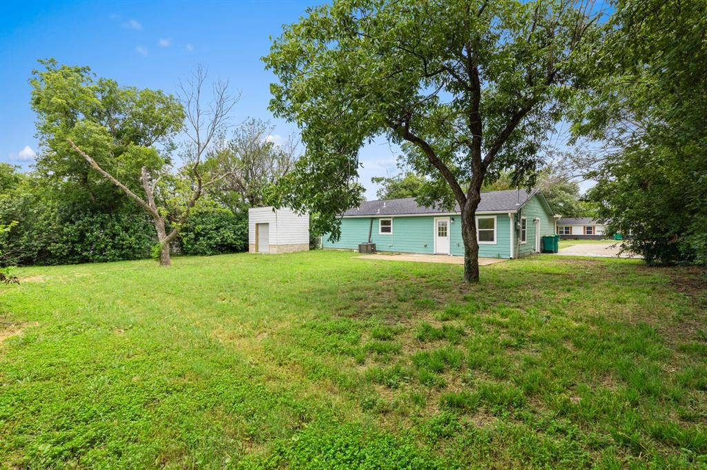 310 Lawndale Street, Waco, TX 76706 310 Lawndale Street, Waco, TX 76706