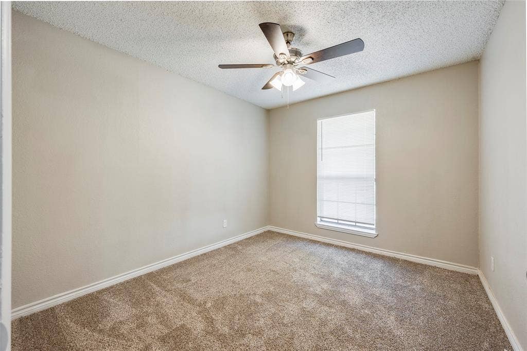109 E Willow Lane, Princeton, TX 75407 109 E Willow Lane, Princeton, TX 75407
