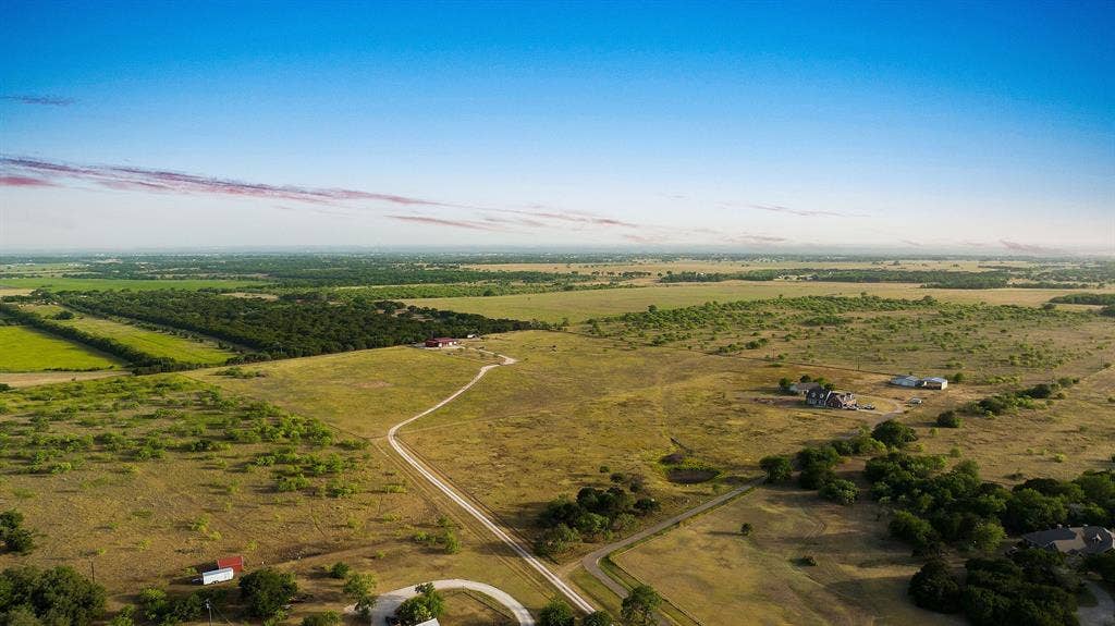 1095 Austin Hines Drive, China Spring, TX 76633 1095 Austin Hines Drive, China Spring, TX 76633