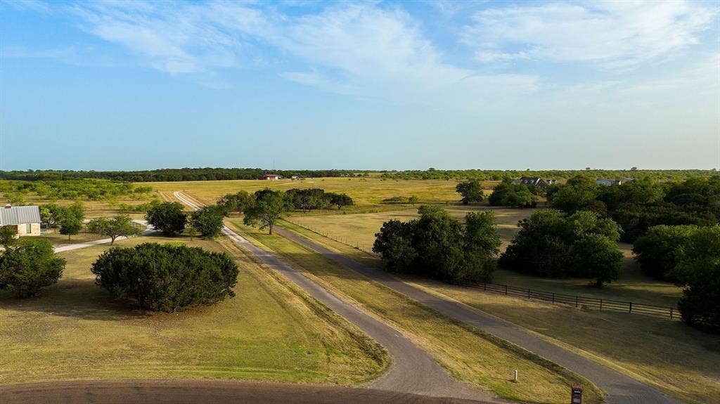 1095 Austin Hines Drive, China Spring, TX 76633 1095 Austin Hines Drive, China Spring, TX 76633