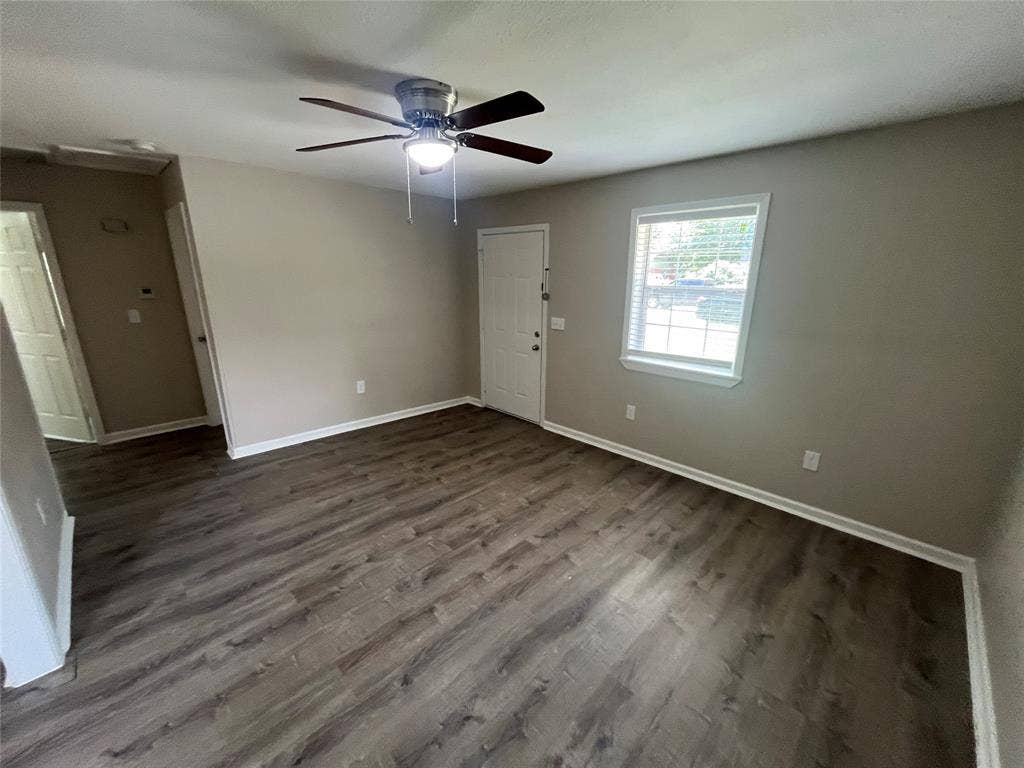 6415 Godfrey Avenue, Dallas, TX 75217 6415 Godfrey Avenue, Dallas, TX 75217