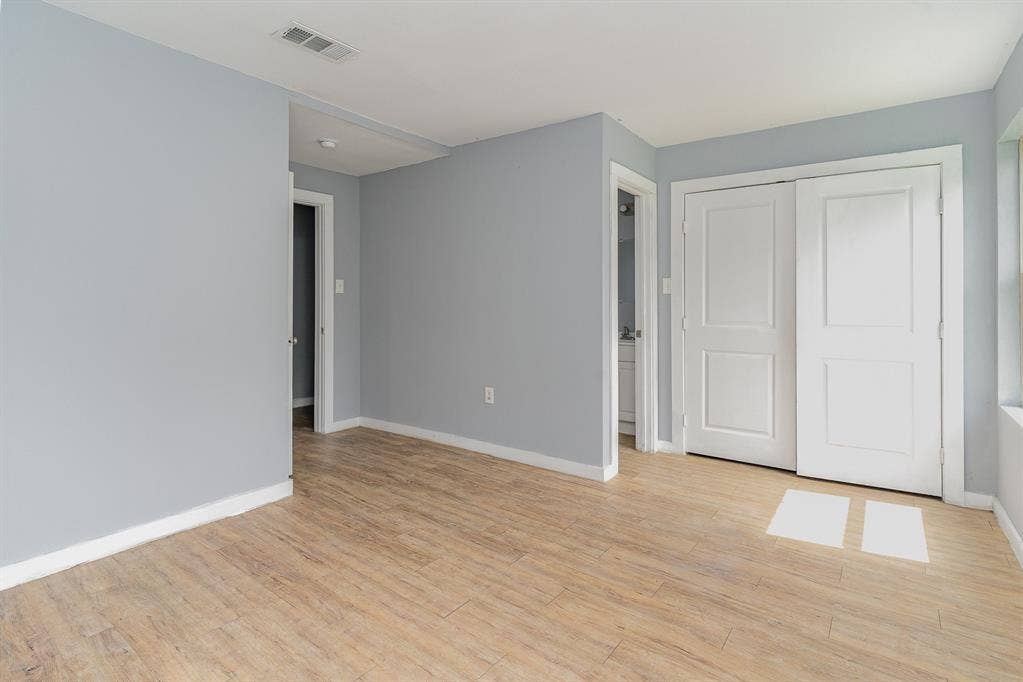 4621 Owenwood Avenue, Dallas, TX 75223 4621 Owenwood Avenue, Dallas, TX 75223