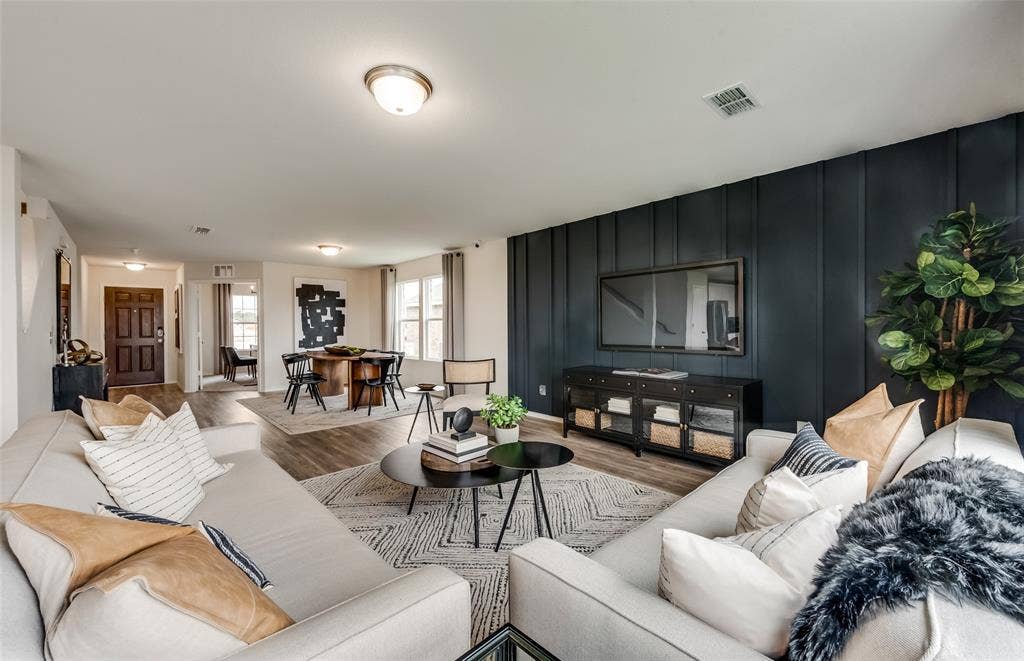 1056 Clear Dusk Lane, Forney, TX 75126 *Model Representation - Open concept throughout main living areas