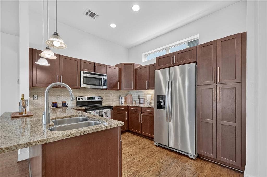 Lots of counter space