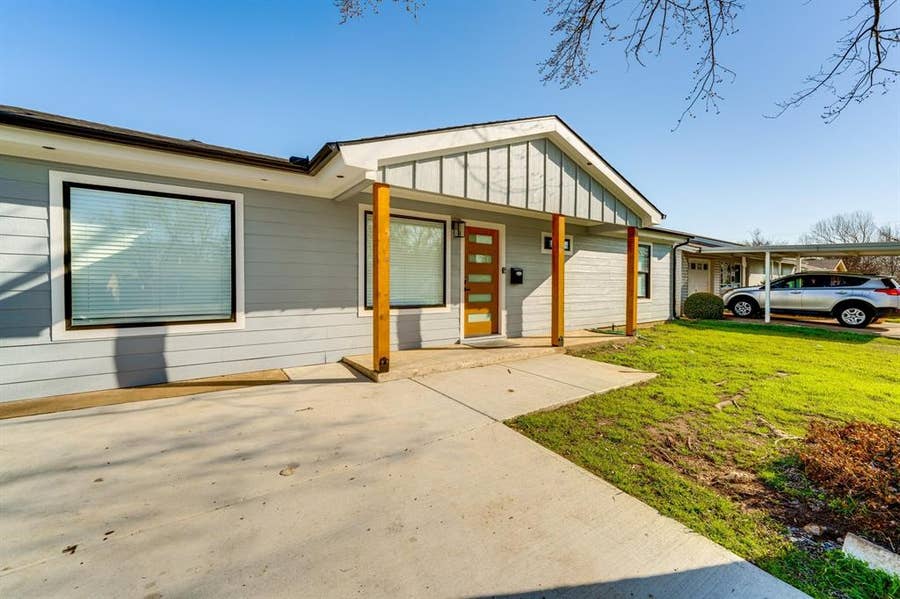 Property photo for 2219 Finley Road, Irving, TX