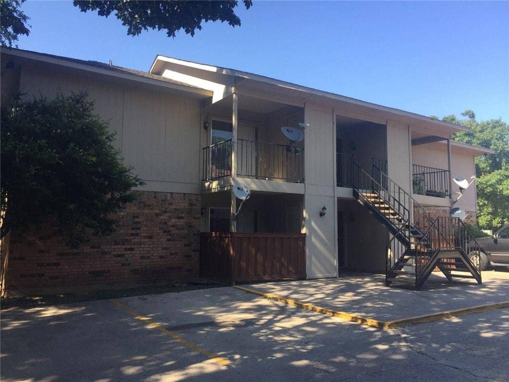 8767 Carroll Circle, #3, Frisco, TX 75034 8767 Carroll Circle, #3, Frisco, TX 75034