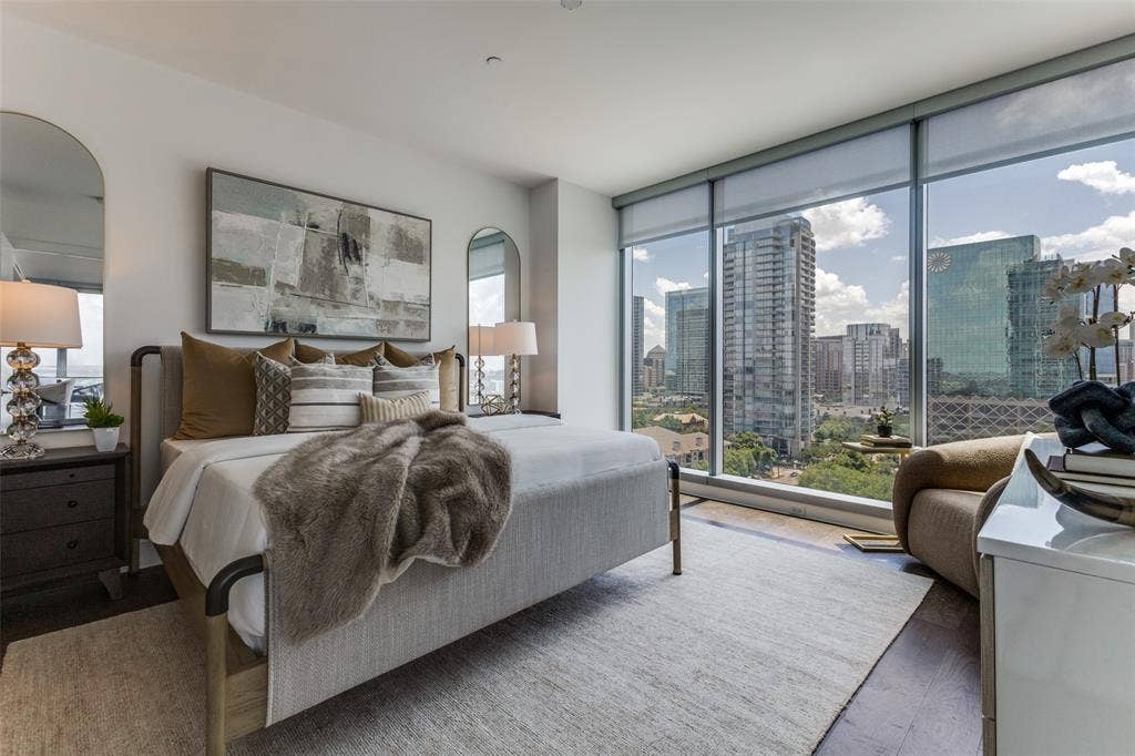 3130 N Harwood Street, #1701, Dallas, TX 75202 3130 N Harwood Street, #1701, Dallas, TX 75202