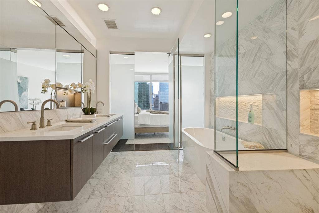 3130 N Harwood Street, #1701, Dallas, TX 75202 3130 N Harwood Street, #1701, Dallas, TX 75202