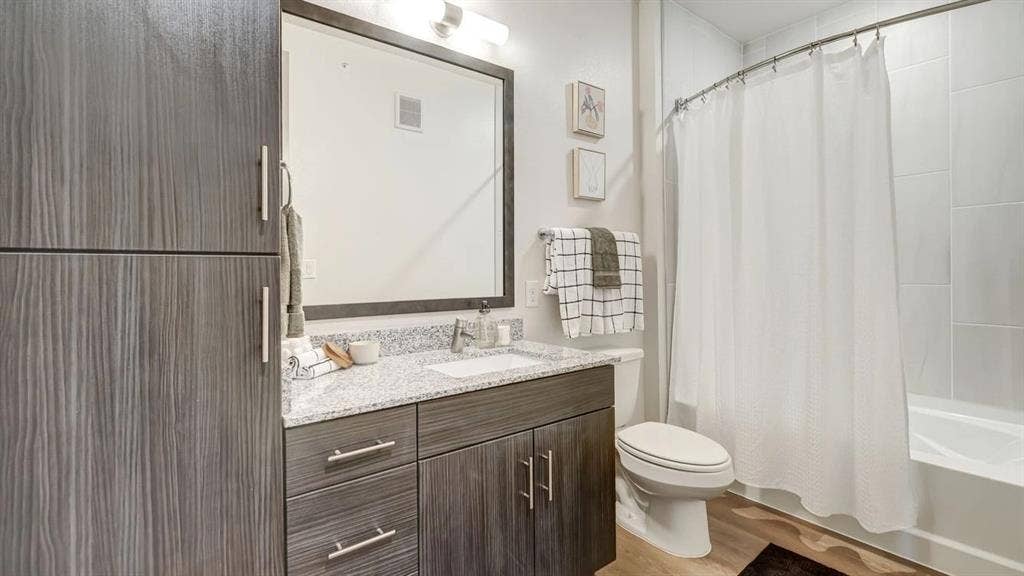 3400 Firewheel Parkway, #09-201, Garland, TX 75040 Up to 8 weeks Free on Select Units!