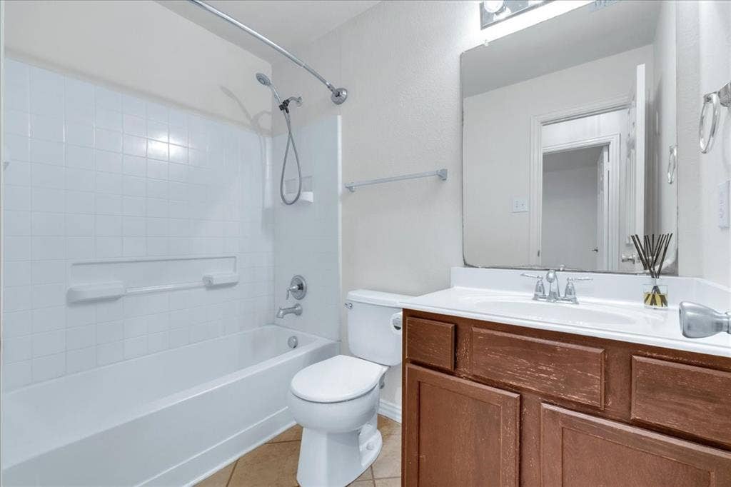 821 Honeywell Drive, Anna, TX 75409