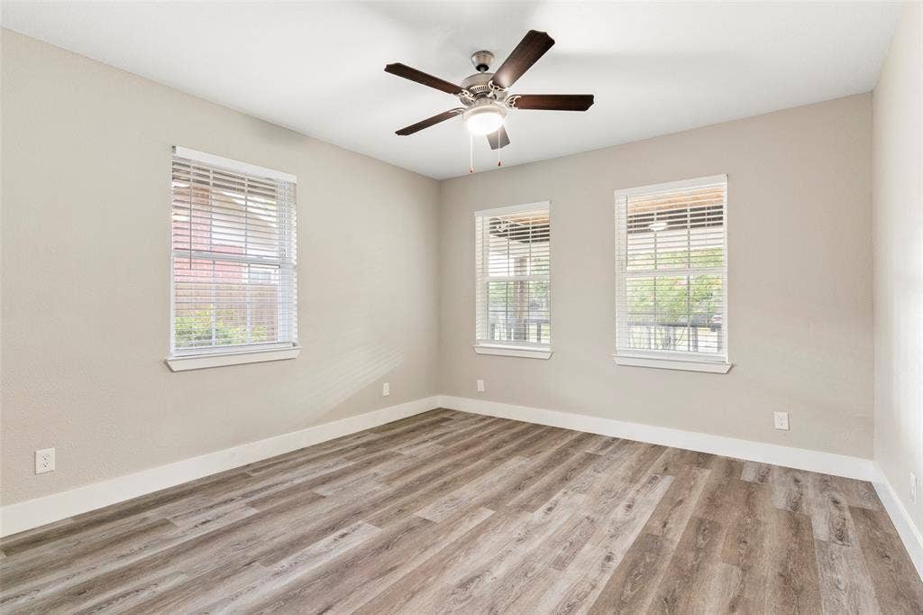 604 S Fitzhugh Avenue, Dallas, TX 75223 604 S Fitzhugh Avenue, Dallas, TX 75223