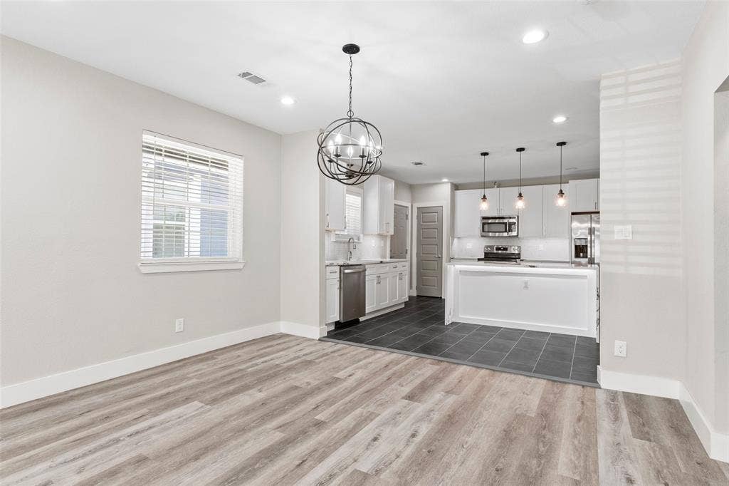 604 S Fitzhugh Avenue, Dallas, TX 75223 604 S Fitzhugh Avenue, Dallas, TX 75223