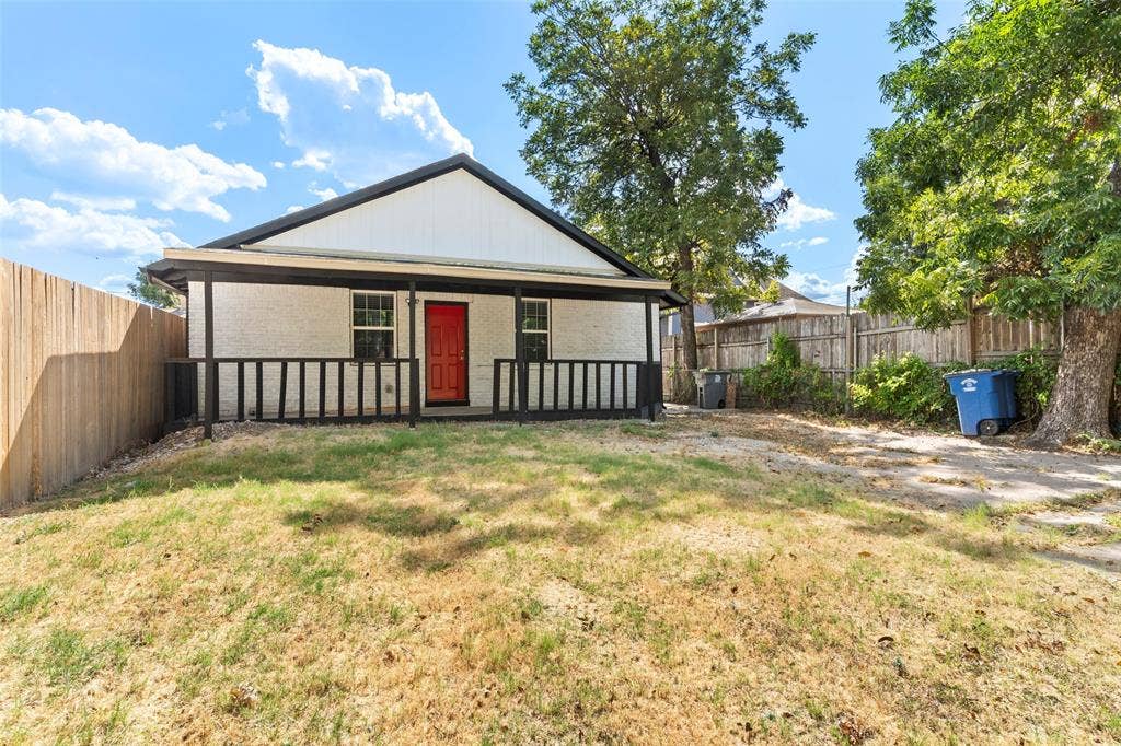 604 S Fitzhugh Avenue, Dallas, TX 75223 604 S Fitzhugh Avenue, Dallas, TX 75223