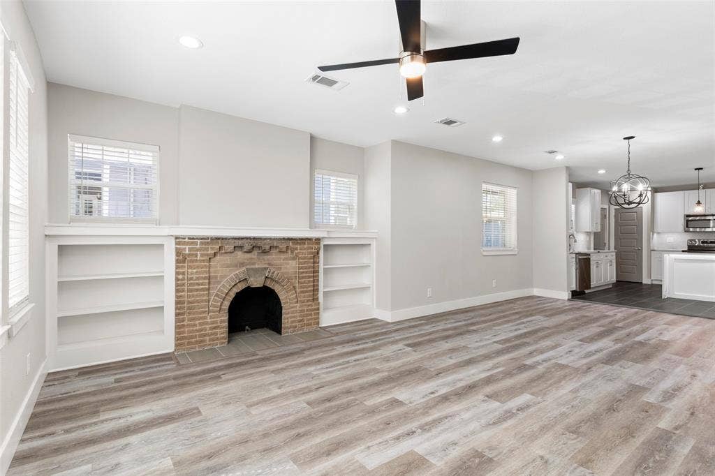 604 S Fitzhugh Avenue, Dallas, TX 75223 604 S Fitzhugh Avenue, Dallas, TX 75223