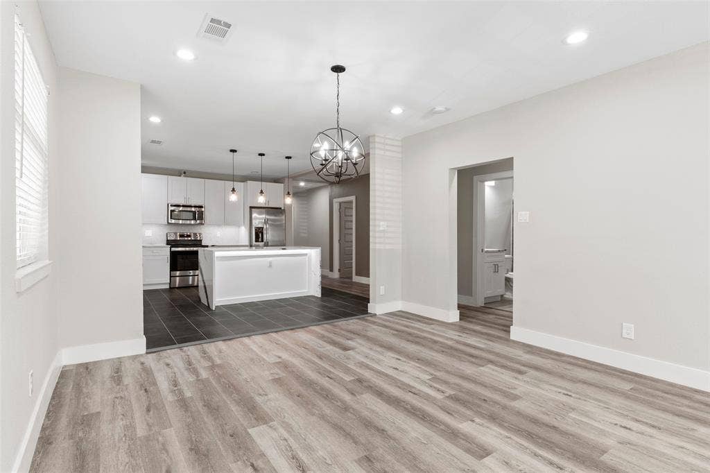 604 S Fitzhugh Avenue, Dallas, TX 75223 604 S Fitzhugh Avenue, Dallas, TX 75223