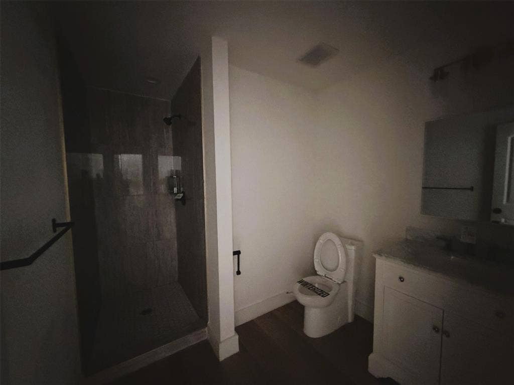 Downstairs full bath