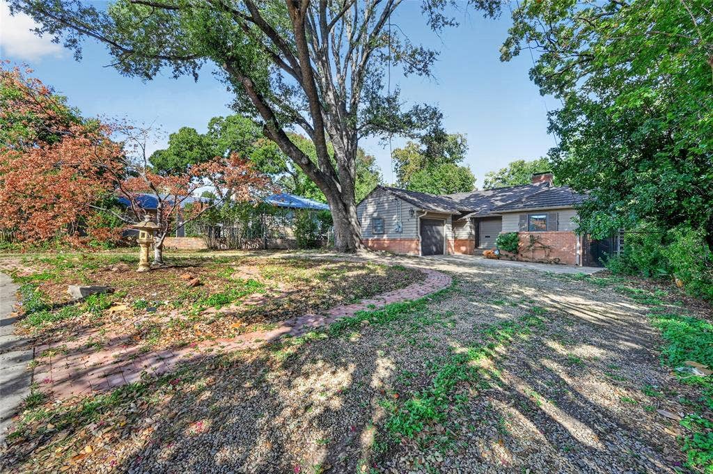 2518 Maple Springs Boulevard, Dallas, TX 75235 2518 Maple Springs Boulevard, Dallas, TX 75235