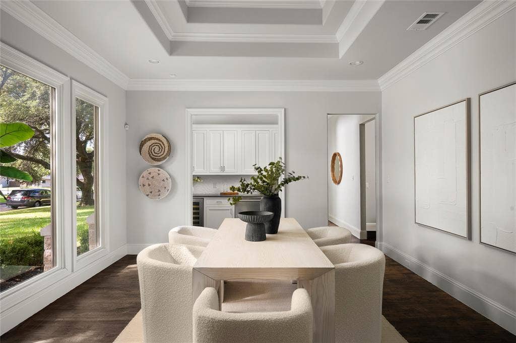 5517 Charlestown Drive, Dallas, TX 75230 5517 Charlestown Drive, Dallas, TX 75230