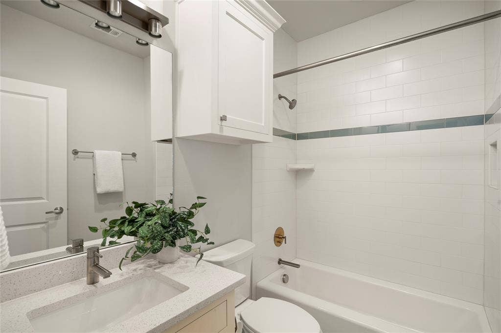5517 Charlestown Drive, Dallas, TX 75230 5517 Charlestown Drive, Dallas, TX 75230