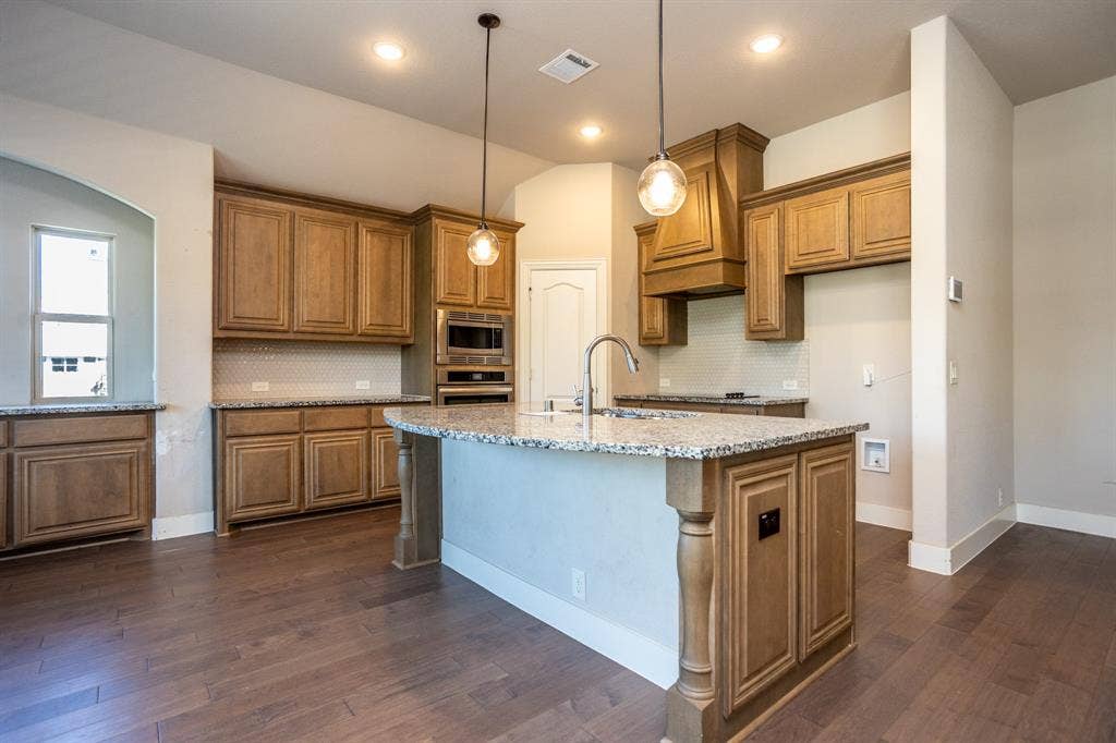 4613 Wildflower Way, Midlothian, TX 76065 4613 Wildflower Way, Midlothian, TX 76065
