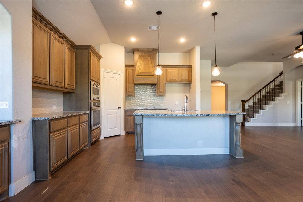 4613 Wildflower Way, Midlothian, TX 76065 4613 Wildflower Way, Midlothian, TX 76065