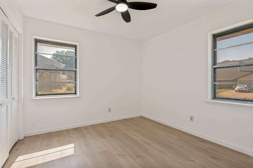 303 Merribrook Trail, Duncanville, TX 75116