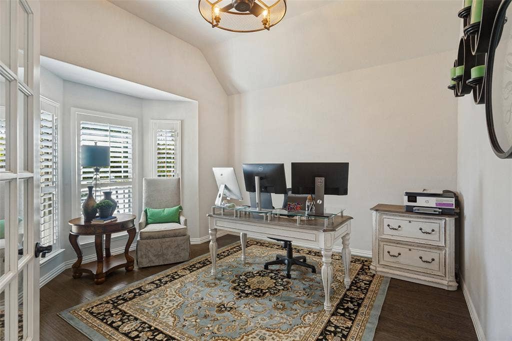 For when you have to work, why not have french doors and a bay window to make it beautiful!