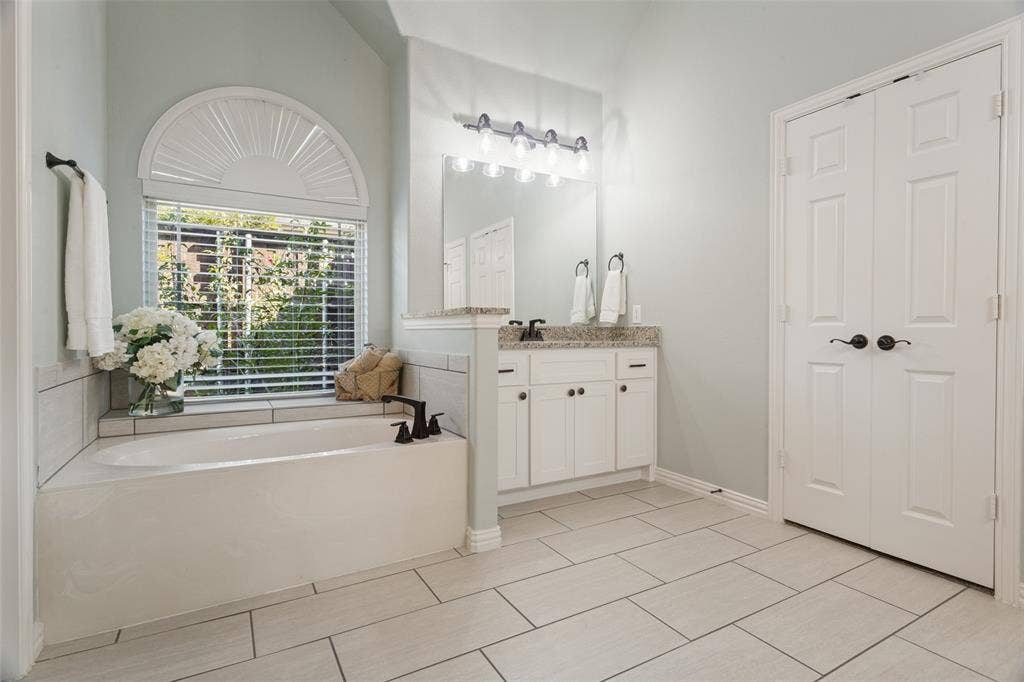 141 Kingsbury Lane, Prosper, TX 75078