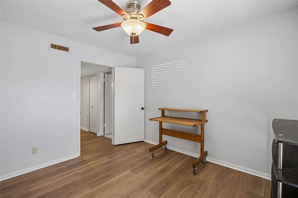 205 Lucinda Drive, Garland, TX 75040
