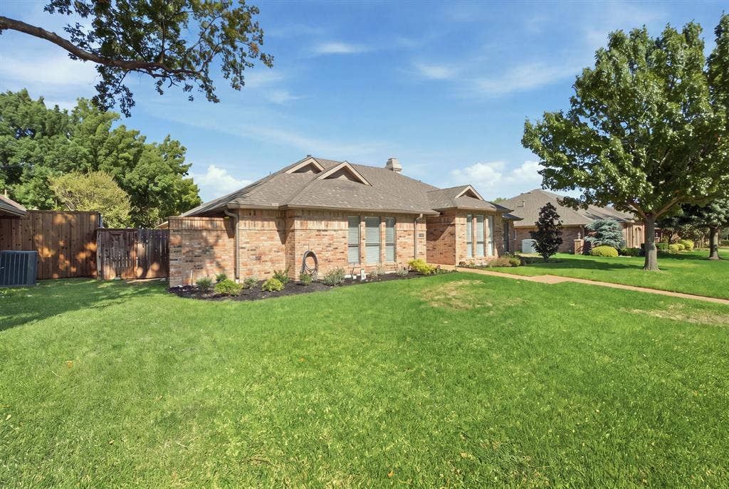 208 Steamboat Drive, Coppell, TX 75019