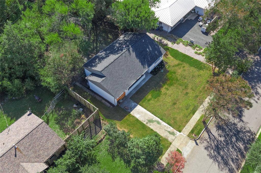 9946 Kilarney Drive, Dallas, TX 75218 9946 Kilarney Drive, Dallas, TX 75218