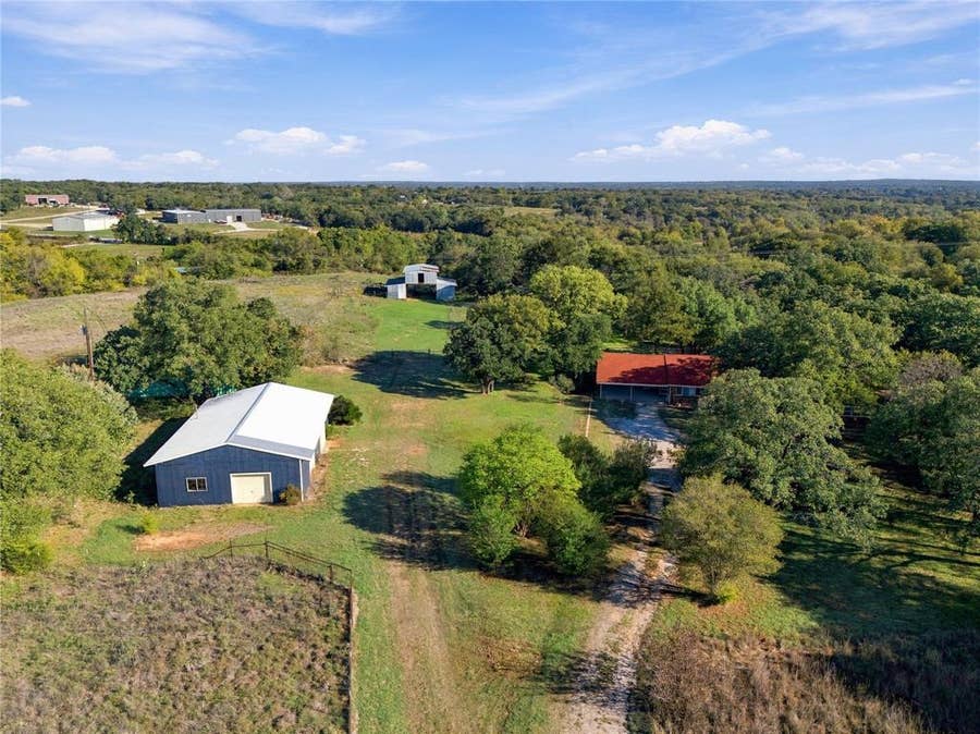 Property photo for 260 County Road 4593, Boyd, TX