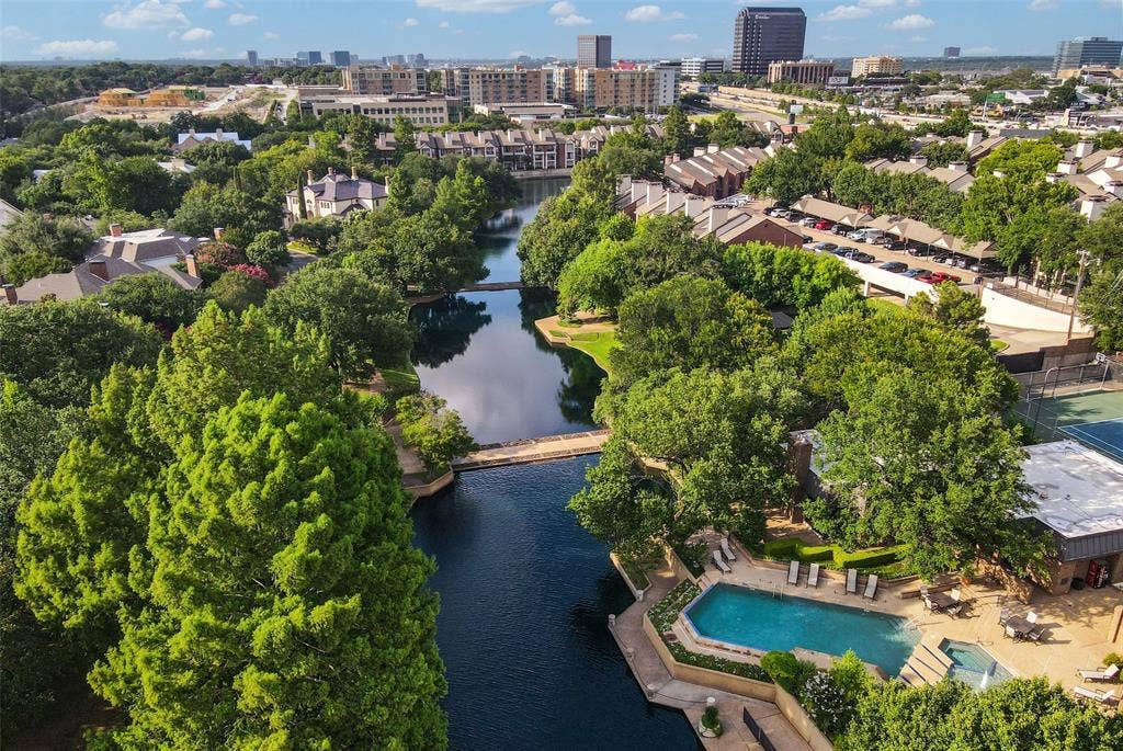 7404 Glen Albens Circle, Dallas, TX 75225 7404 Glen Albens Circle, Dallas, TX 75225