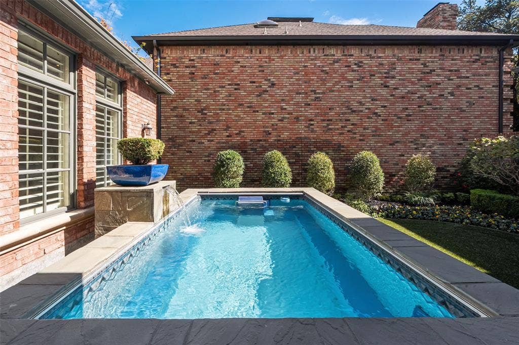 7404 Glen Albens Circle, Dallas, TX 75225 7404 Glen Albens Circle, Dallas, TX 75225
