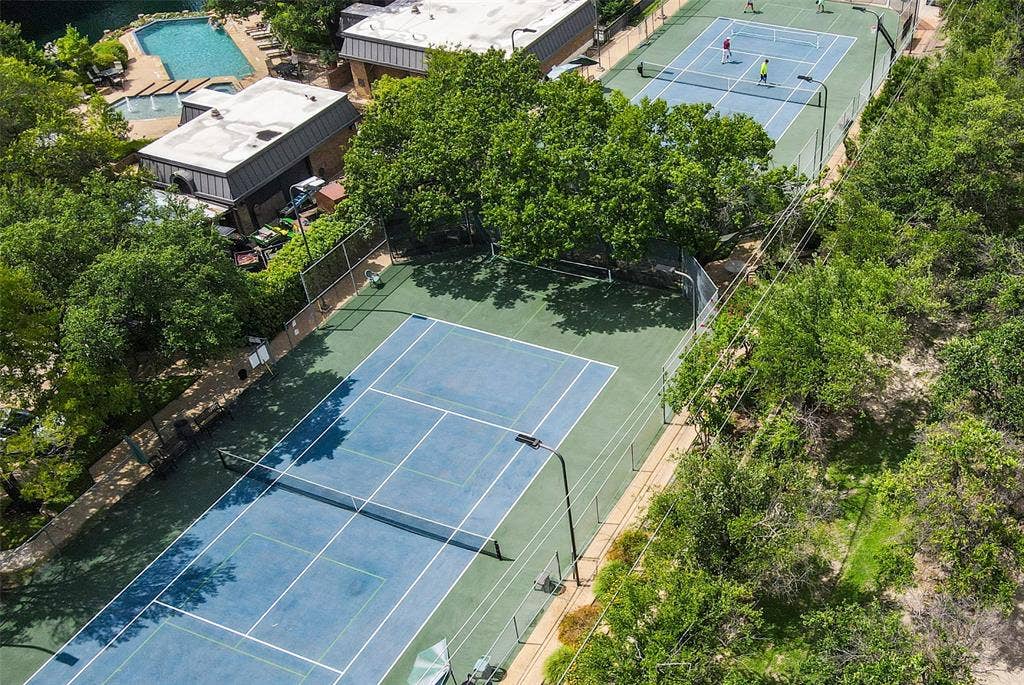7404 Glen Albens Circle, Dallas, TX 75225 7404 Glen Albens Circle, Dallas, TX 75225