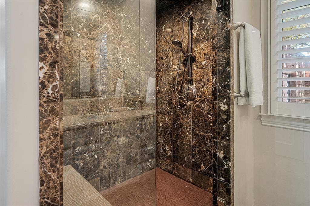 7404 Glen Albens Circle, Dallas, TX 75225 7404 Glen Albens Circle, Dallas, TX 75225