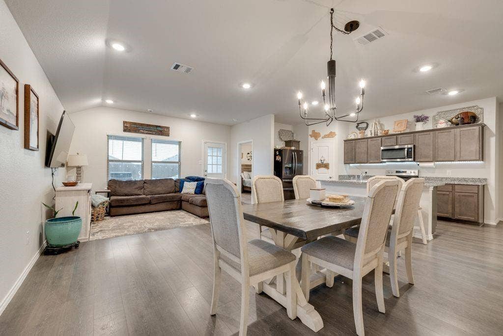 4503 Stardust Way, Forney, TX 75126 4503 Stardust Way, Forney, TX 75126