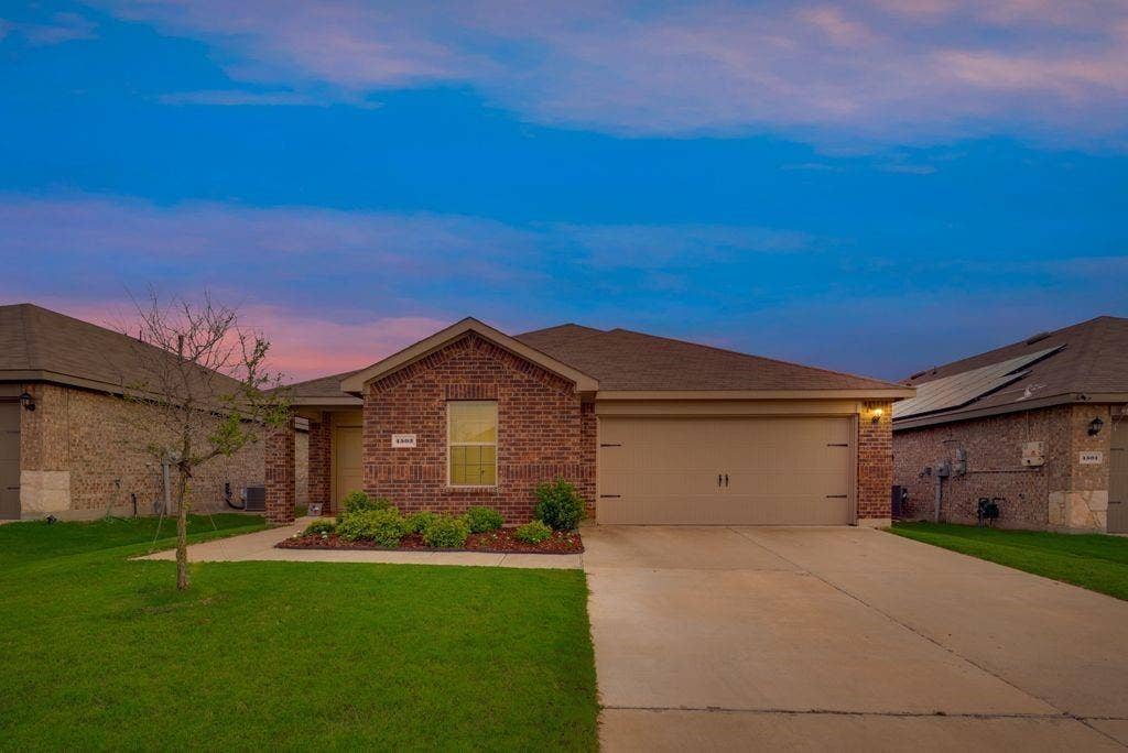 4503 Stardust Way, Forney, TX 75126 4503 Stardust Way, Forney, TX 75126