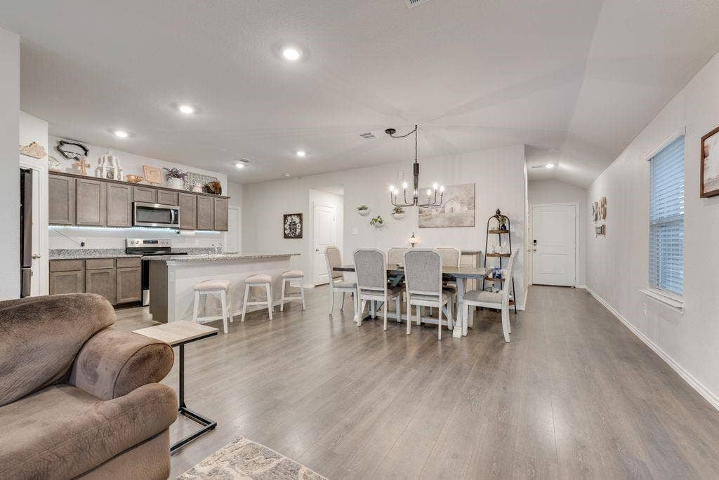 4503 Stardust Way, Forney, TX 75126 4503 Stardust Way, Forney, TX 75126