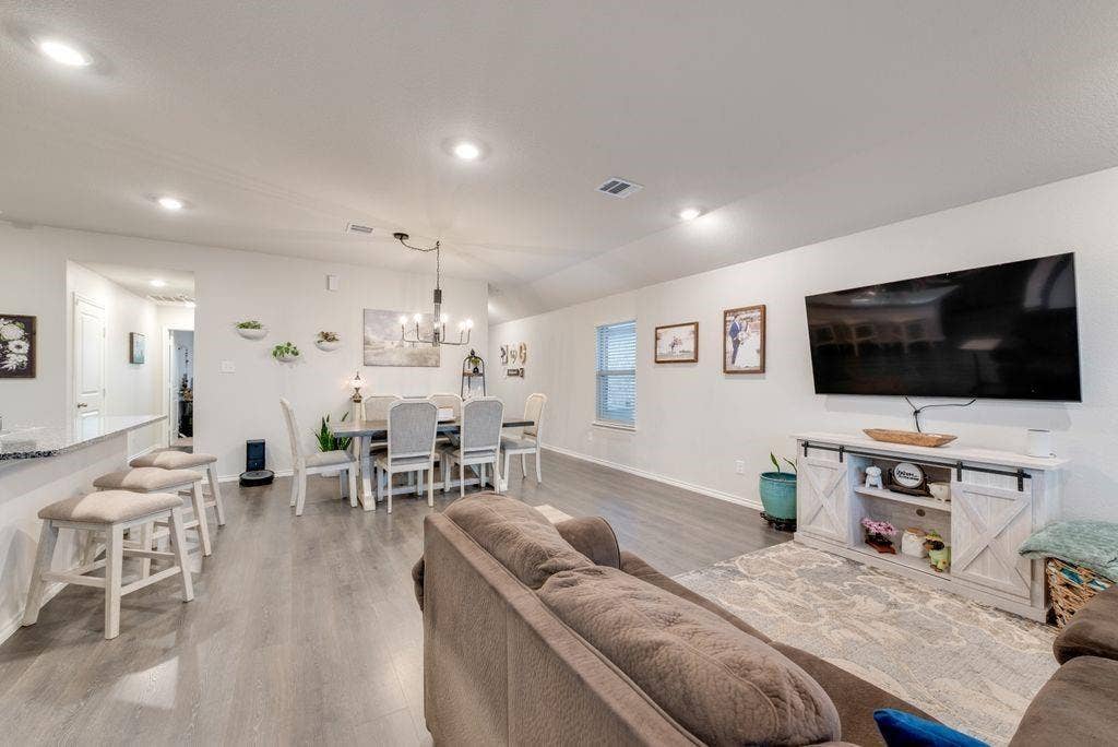 4503 Stardust Way, Forney, TX 75126 4503 Stardust Way, Forney, TX 75126