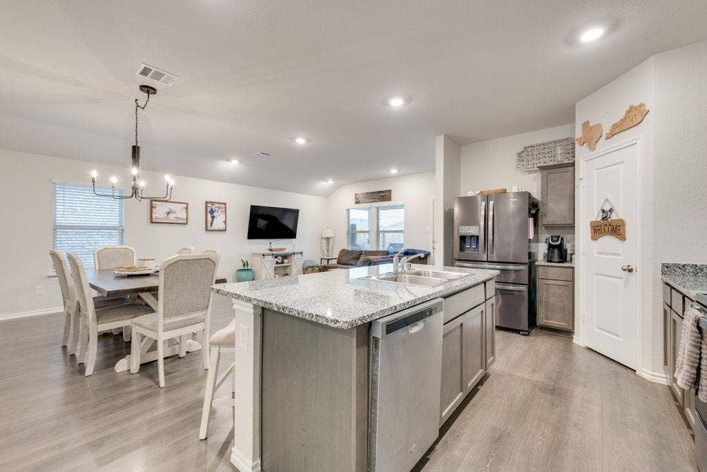 4503 Stardust Way, Forney, TX 75126 4503 Stardust Way, Forney, TX 75126