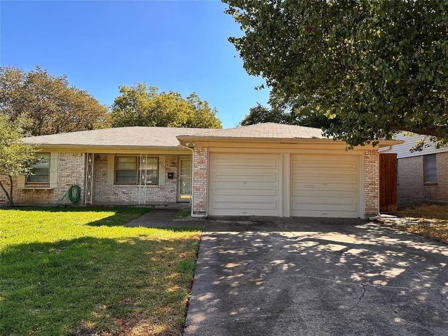 Property photo for 1217 Cloverdale Drive, Richardson, TX