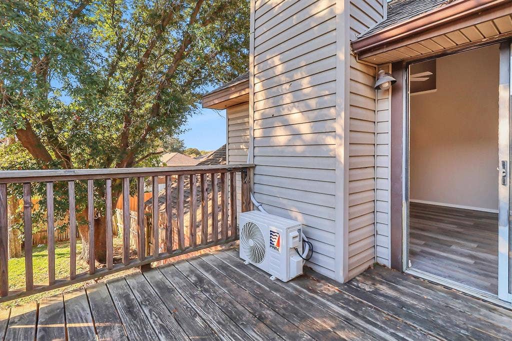 2434 Weatherby Drive, Mesquite, TX 75181